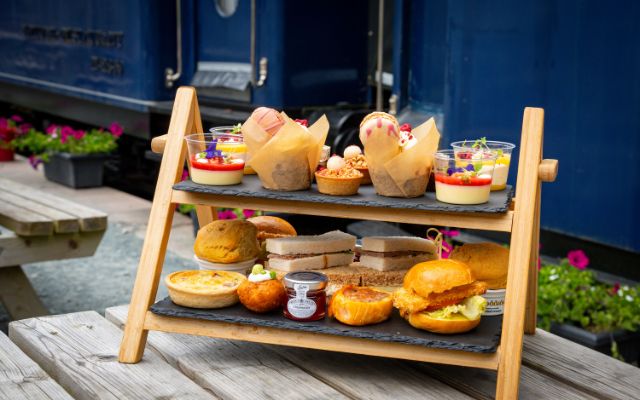 /Afternoon tea at Bassenthwaite Lake Station